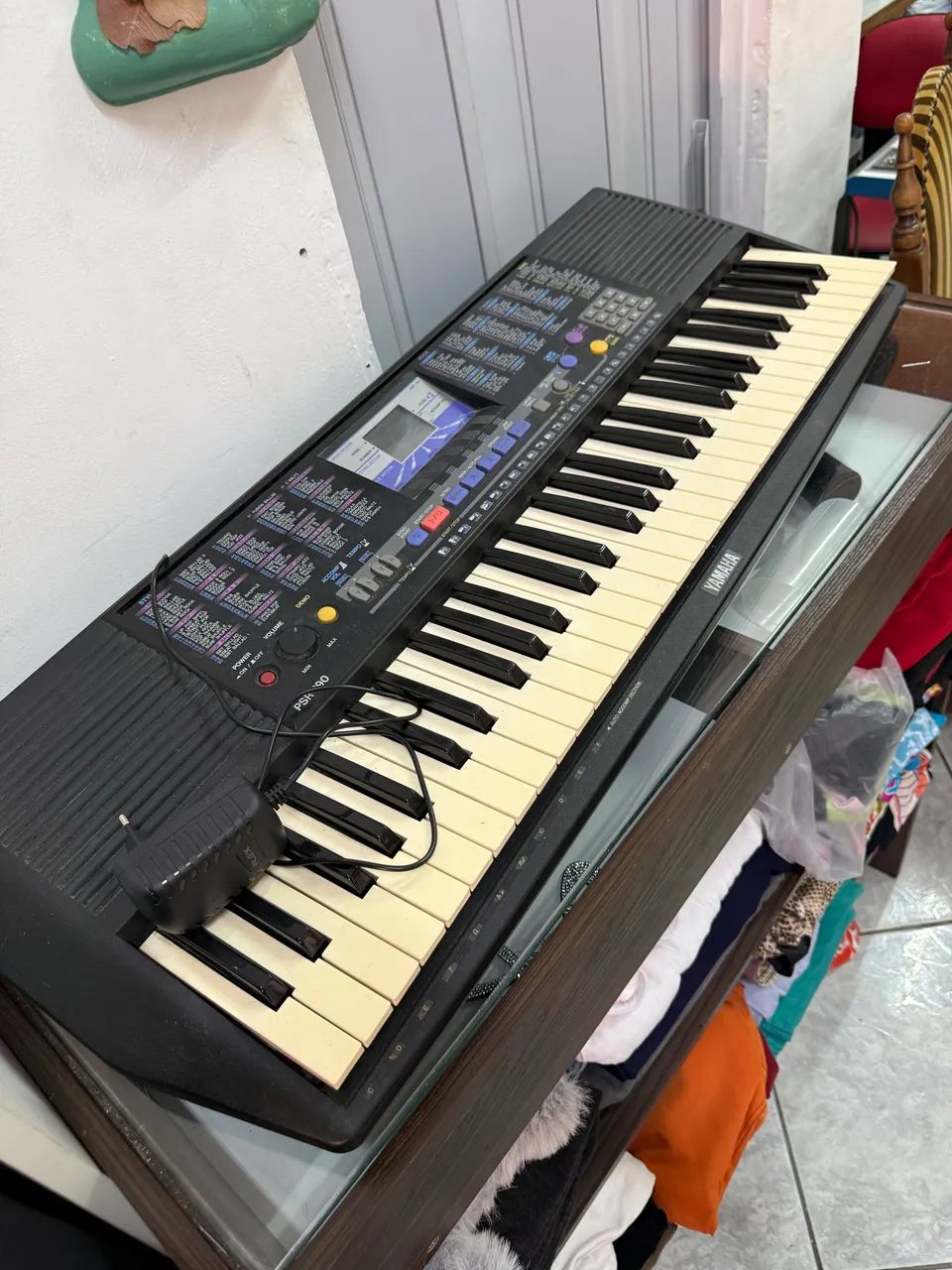Teclado yamaha excelente estado  - Foto 3
