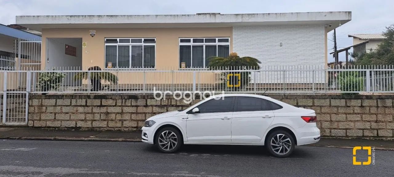 Casa com 5 dormitórios sendo 3 suítes em Capoeiras, Florianópolis / SC - Foto 3