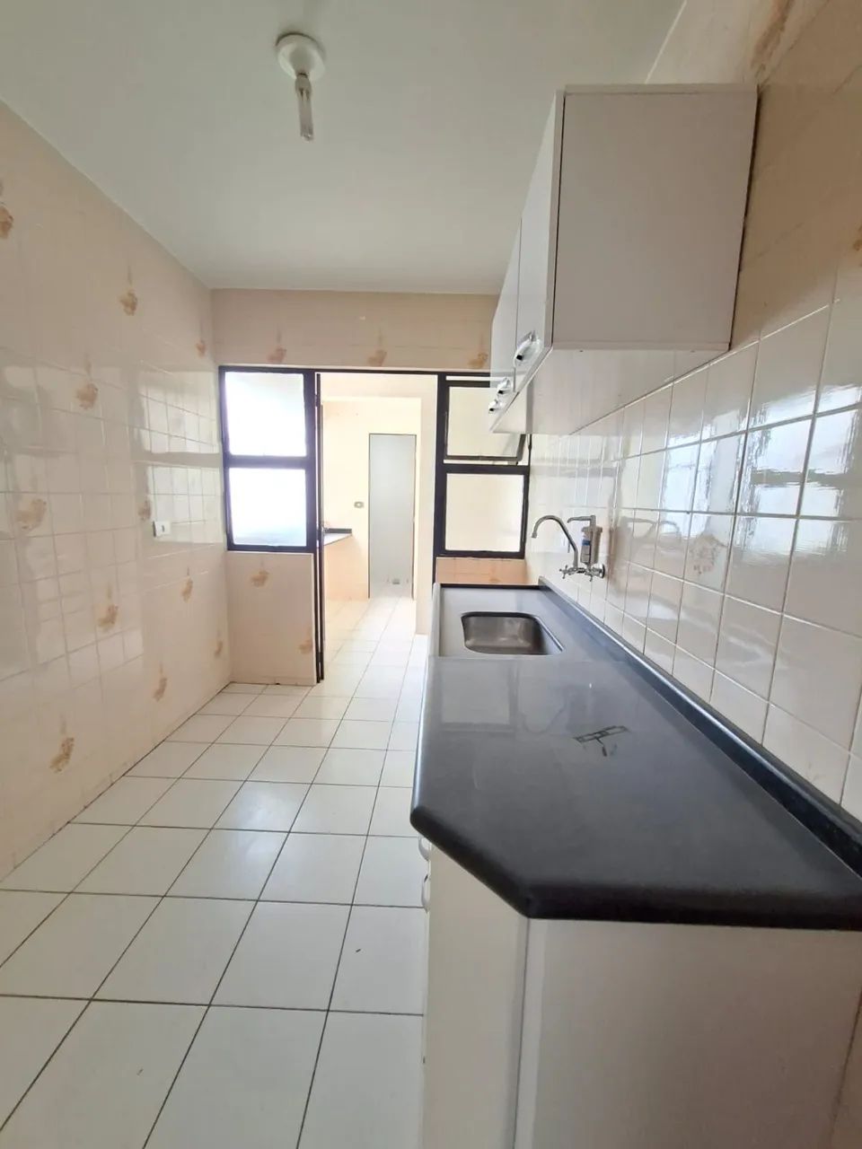 Venda - Apartamento na Vila Marumby em Maringá - Foto 4