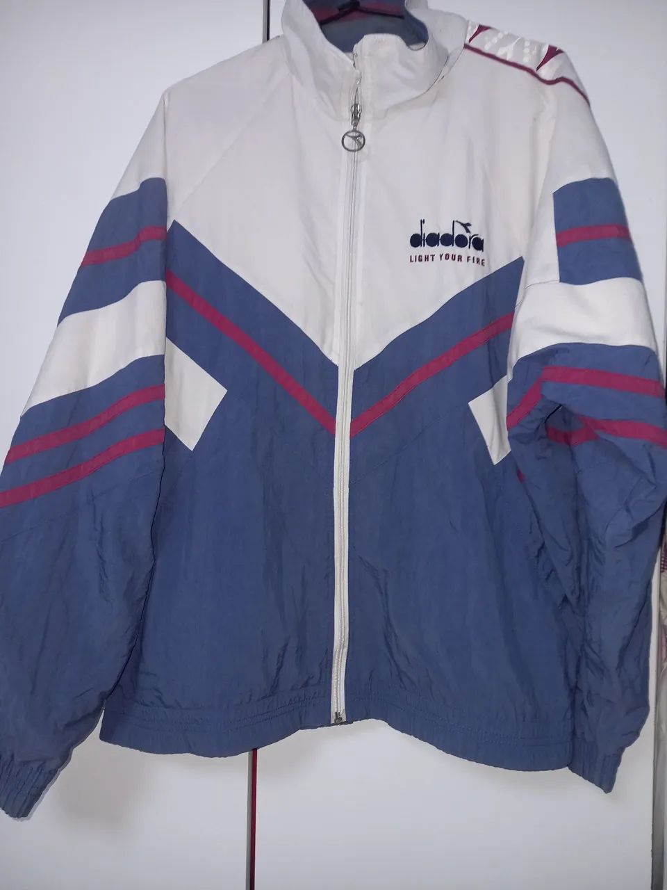 Blusa vintage Diadora veste M usada - Foto 3