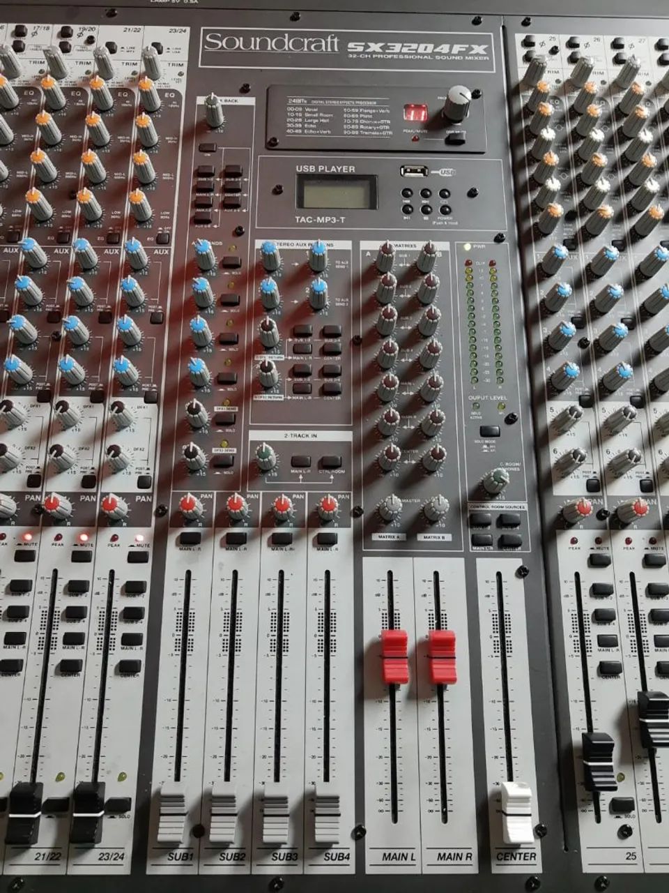 Mesa de som Soundcraft  - Foto 2