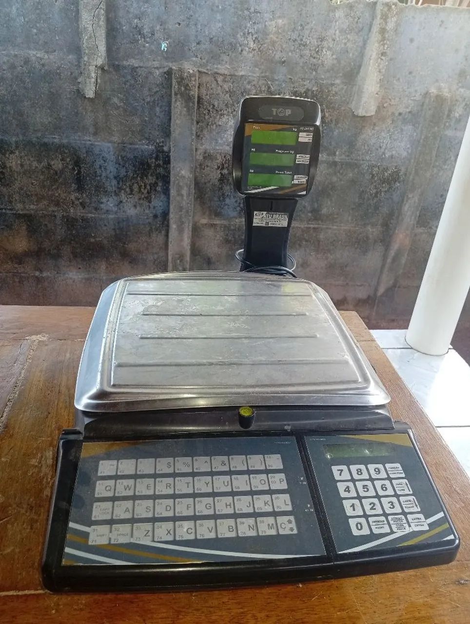 Balança comercial com entrada de cabo de rede