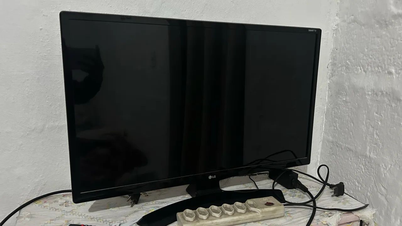 Smart TV 28 polegadas  - Foto 2