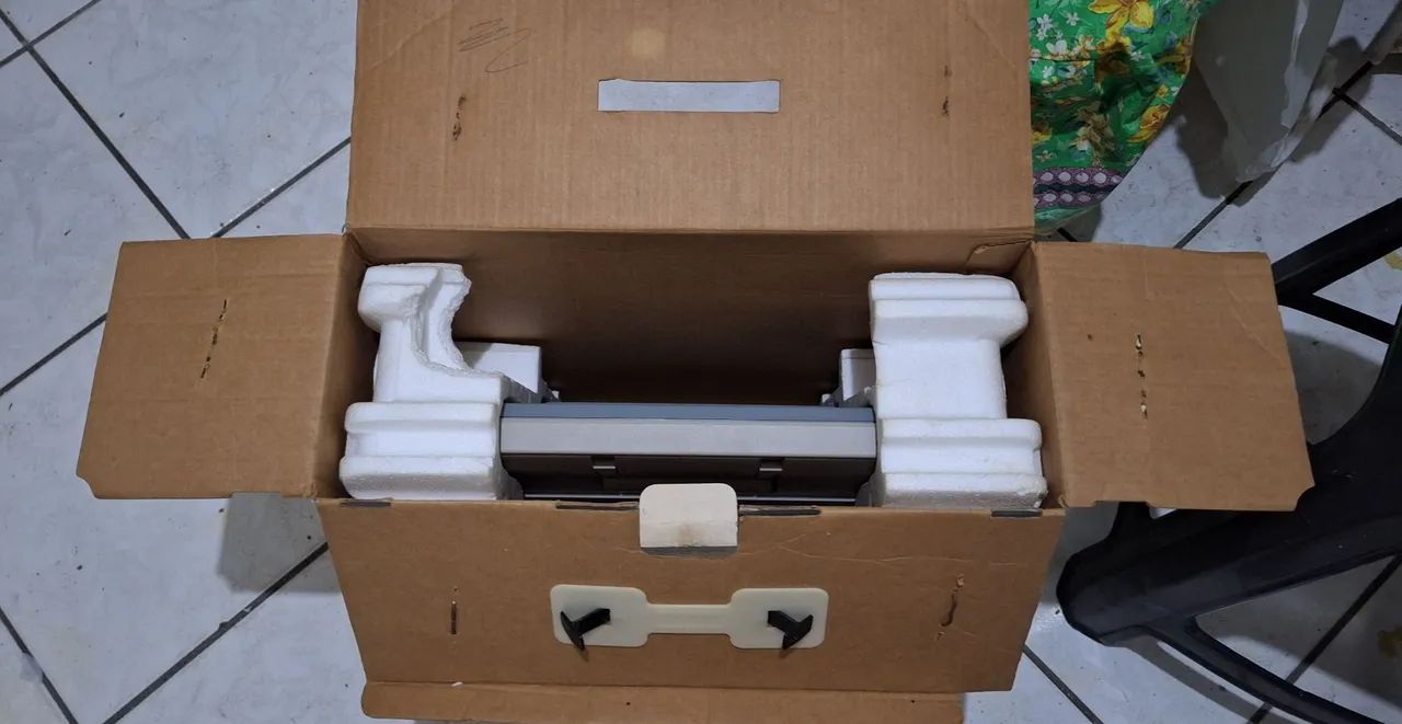 Maquina de escrever olivetti - Foto 3
