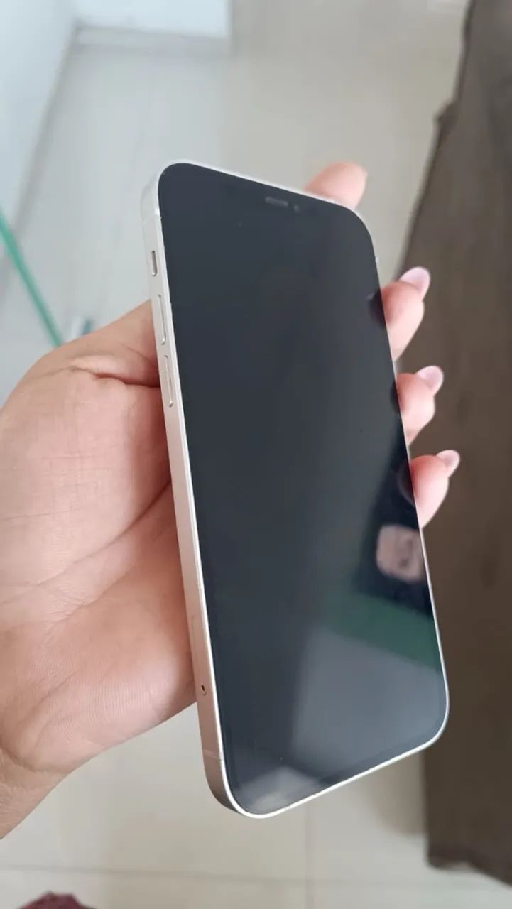 iPhone 12