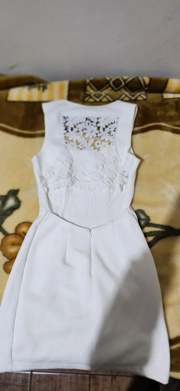 Vestido cor creme rendado nas costas - Foto 3