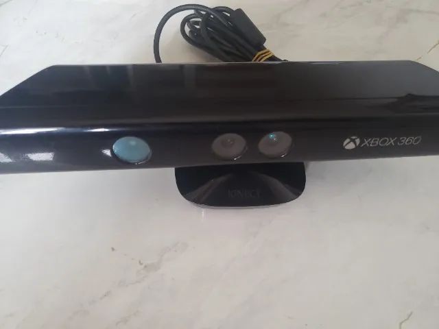 Câmera Kinect Microsoft para Xbox 360 com um jogo - Foto 5