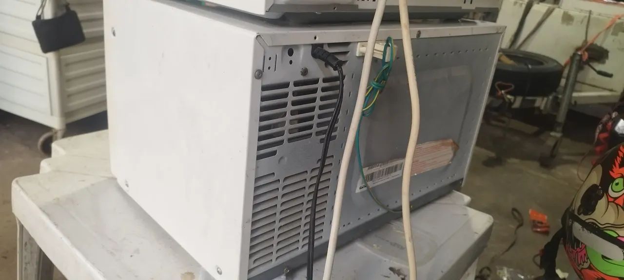  micro-ondas da marca Brastemp - Foto 3