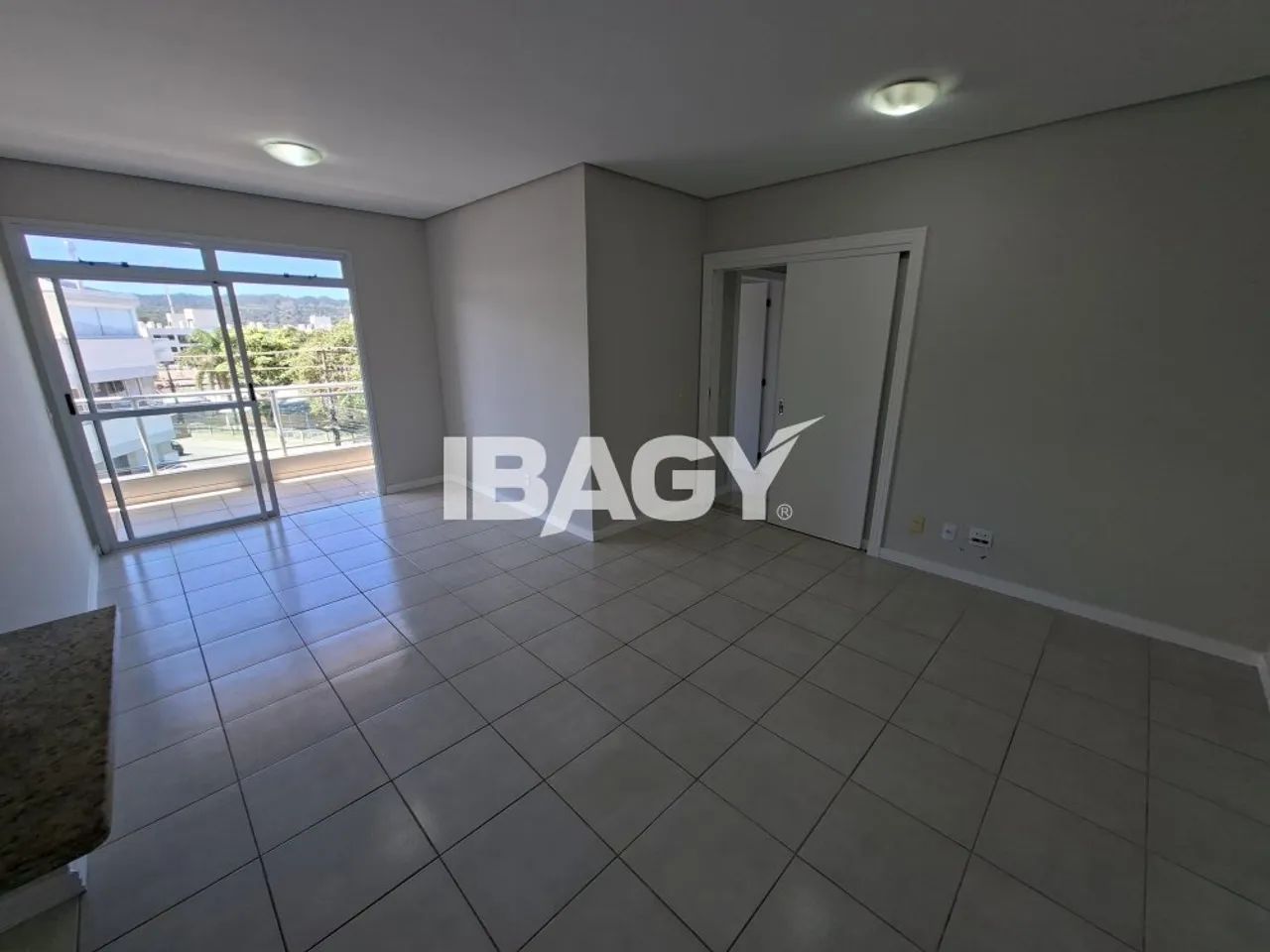 Excelente Apartamento 2 dormitório(s) em Cachoeira do Bom Jesus - Florianópolis - Foto 2