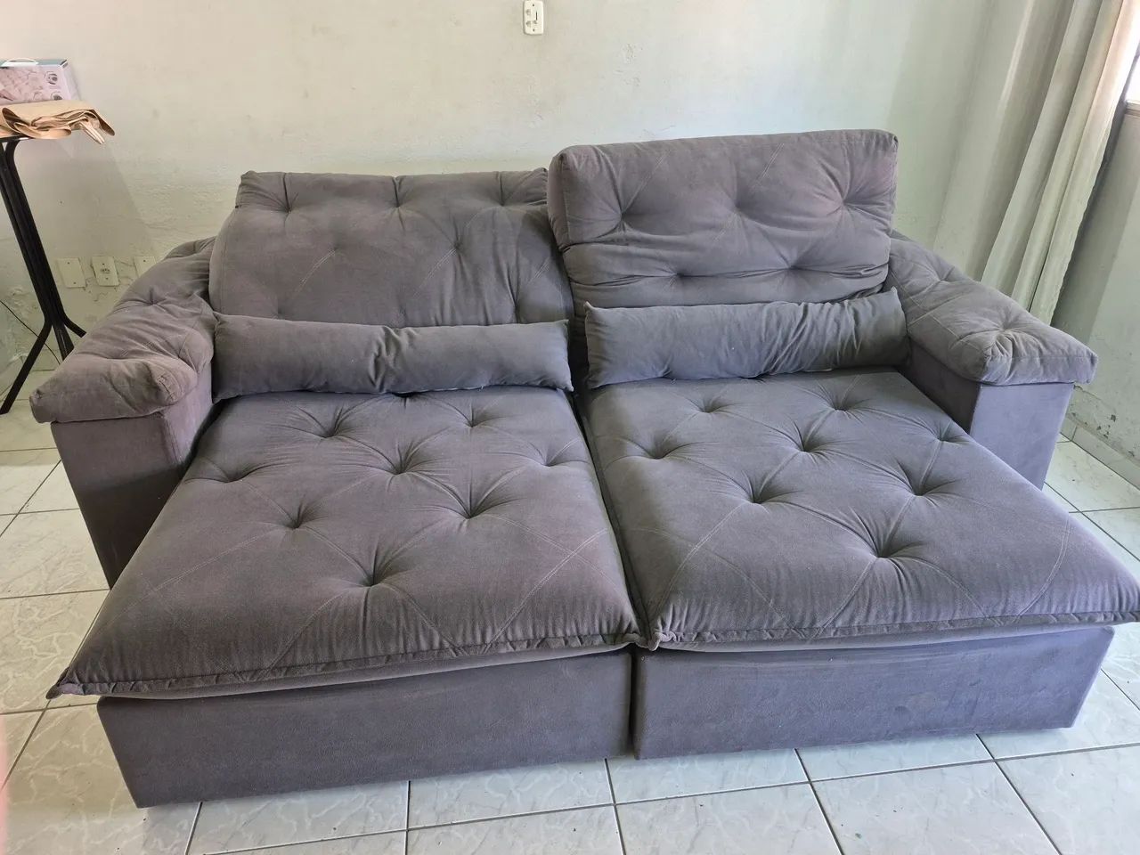 Sofá Retrátil e Reclinável Cinza - Foto 3