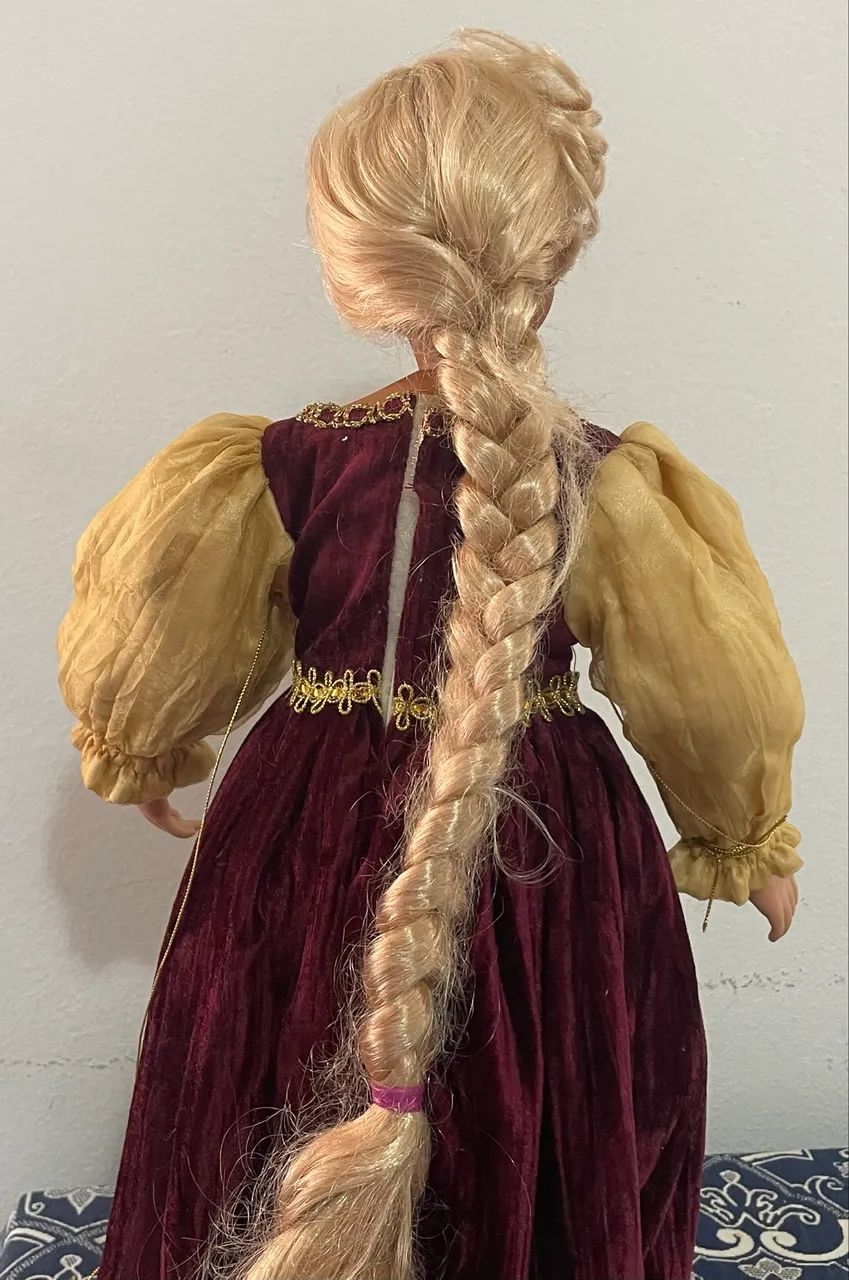 Boneca Rapunzel - Vintage  - Foto 3