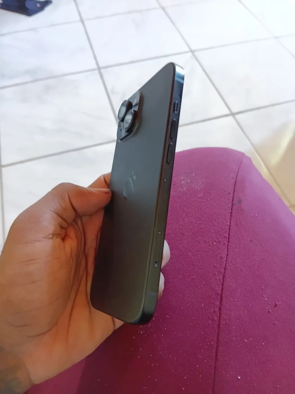 iPhone 15 (normal) 128GB - Foto 4