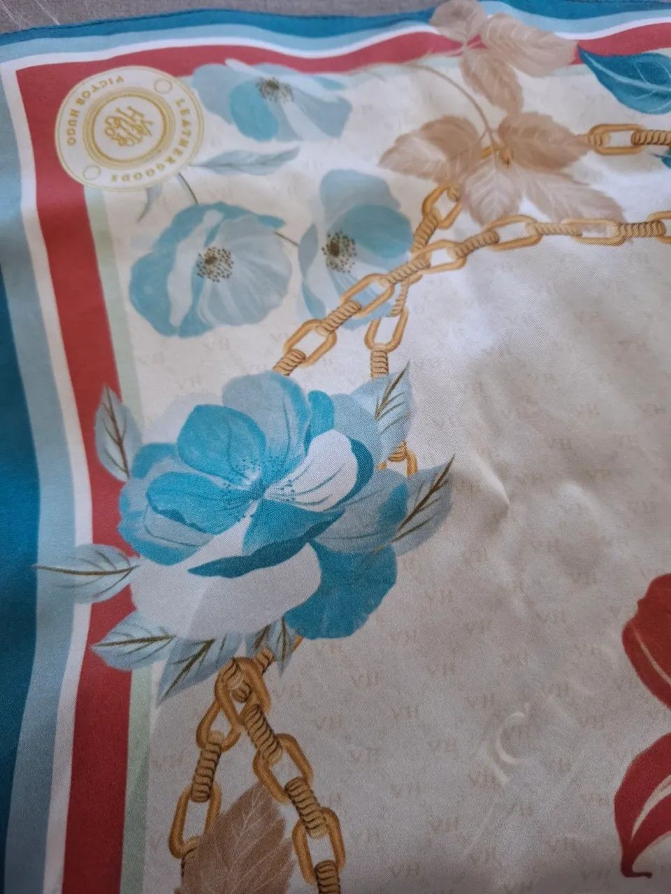 Lenço Scarf Victor Hugo original  - Foto 5