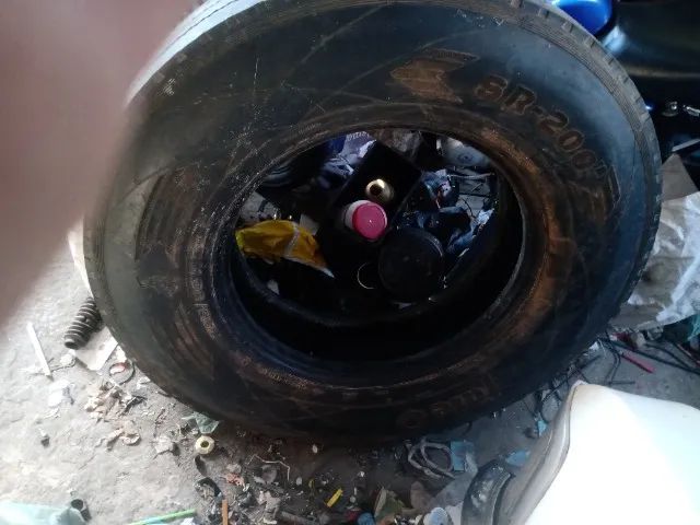 Pneu carreta usado  - Foto 2