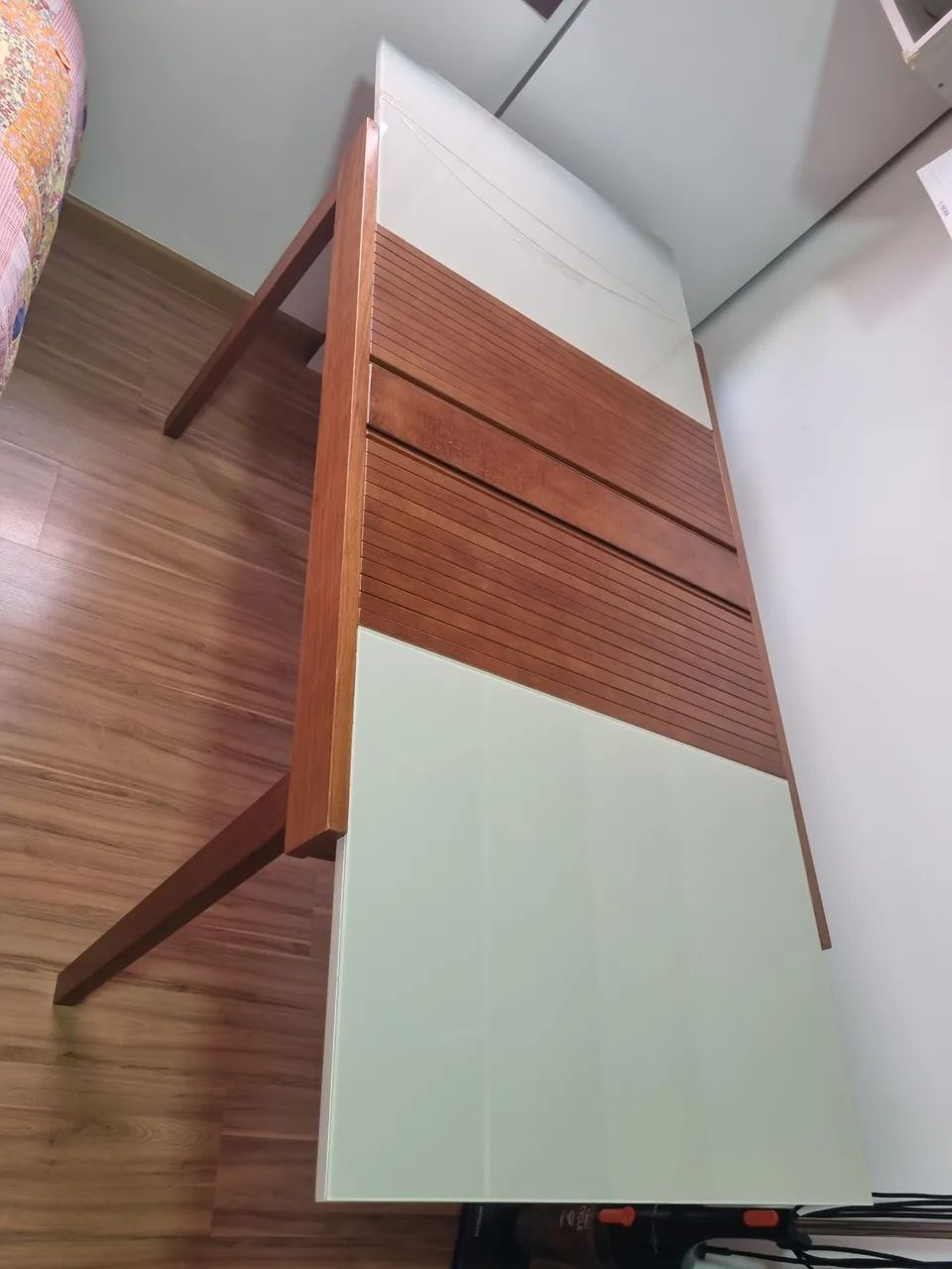 Mesa de jantar 4 ou 6 lugares  - Foto 4
