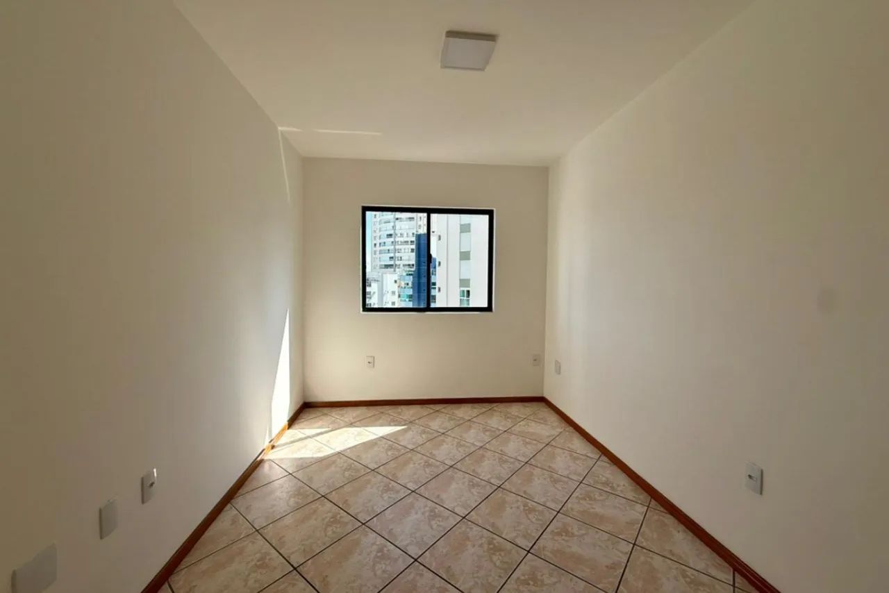 Av Brasil - Balneário Camboriú - Foto 10