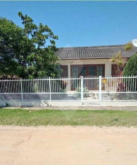 Casa com 3 dormitórios, Campestre, Imbituba-SC
