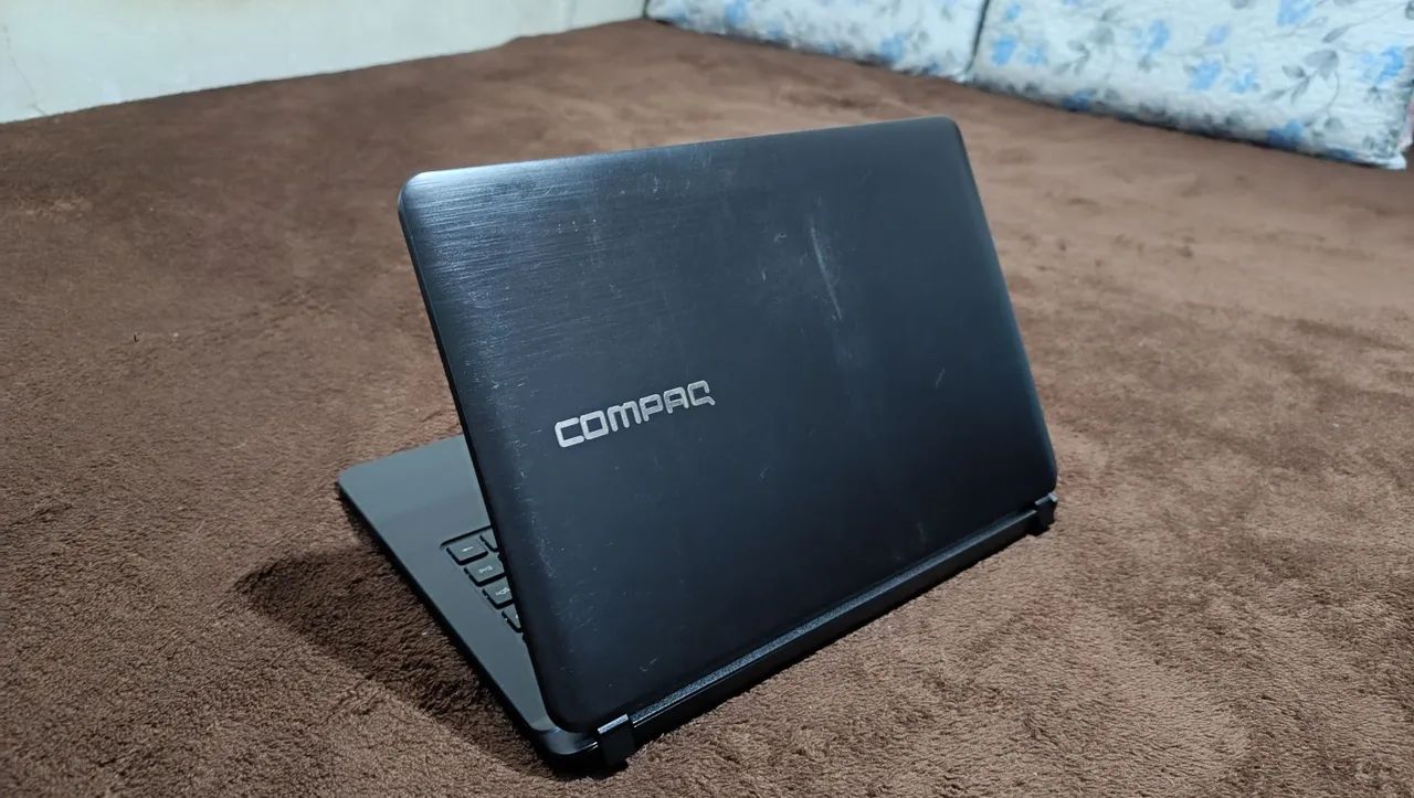 Notebook CORE i3 RAM 4GB SSD 128 GB  - Foto 2