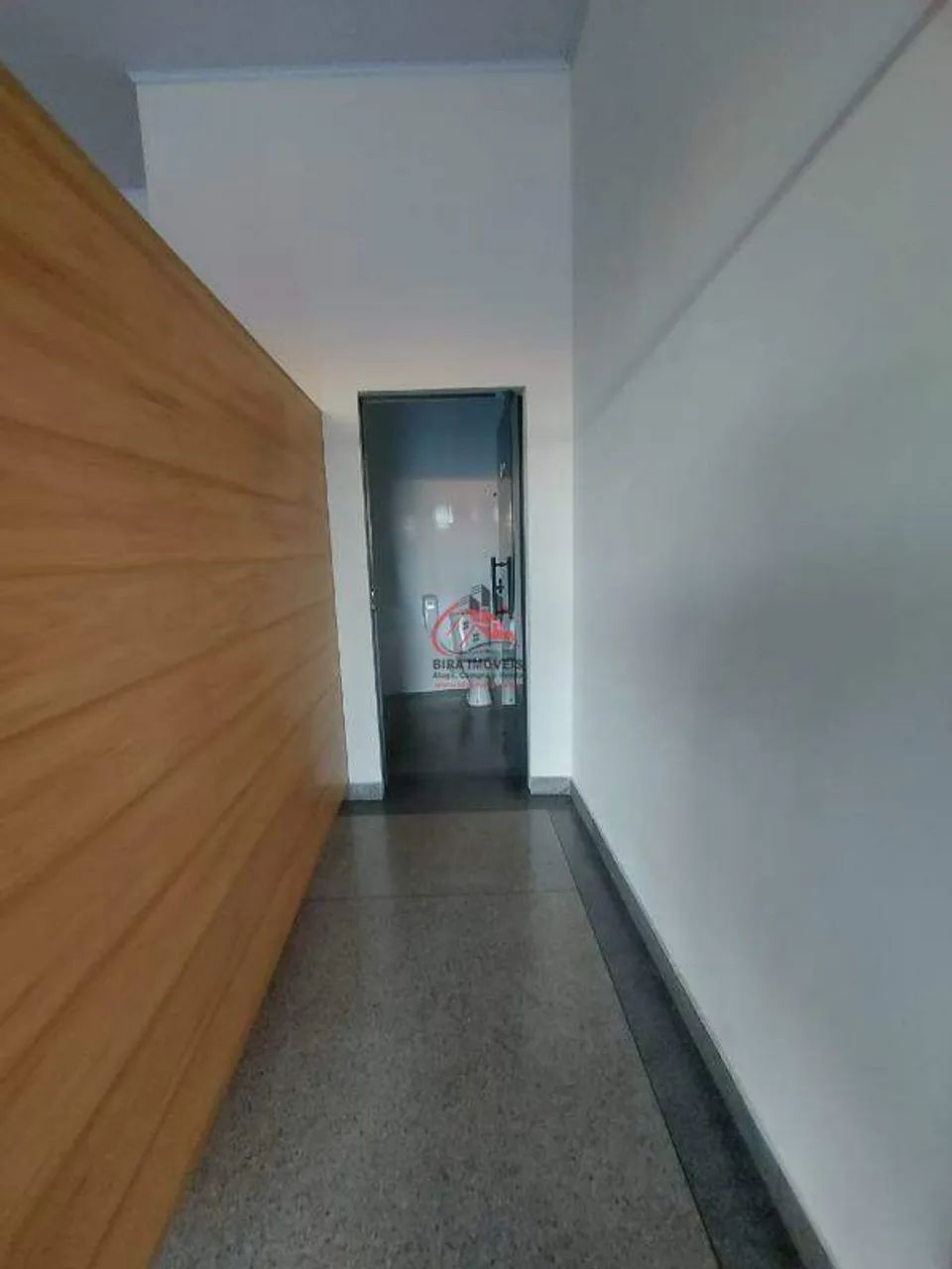 Galpão Comercial no Bairro São Vicente com Banheiro e Pia - 30m² - Foto 5