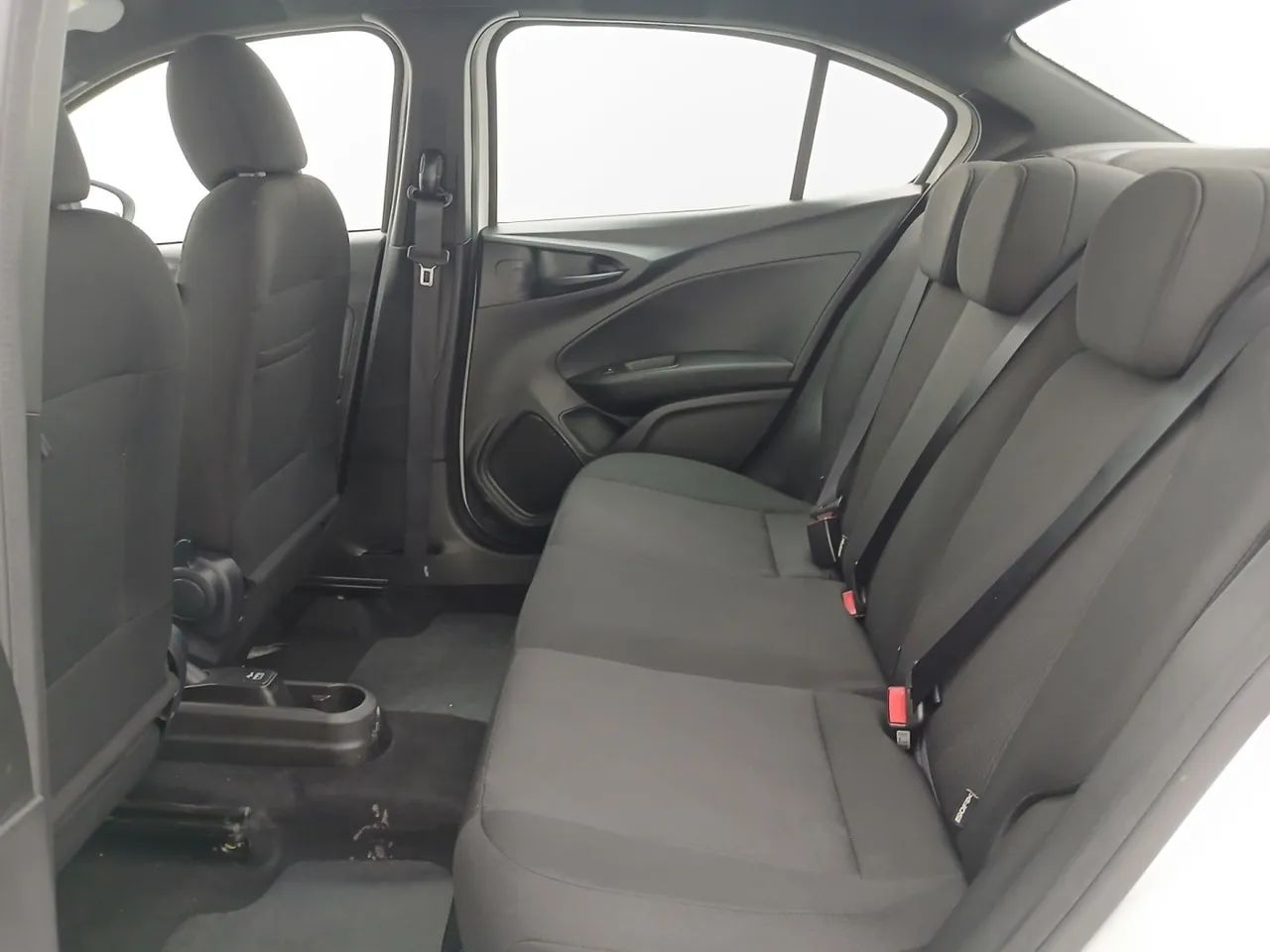 Fiat Cronos Drive 1.0 6V, foto 17 de 18