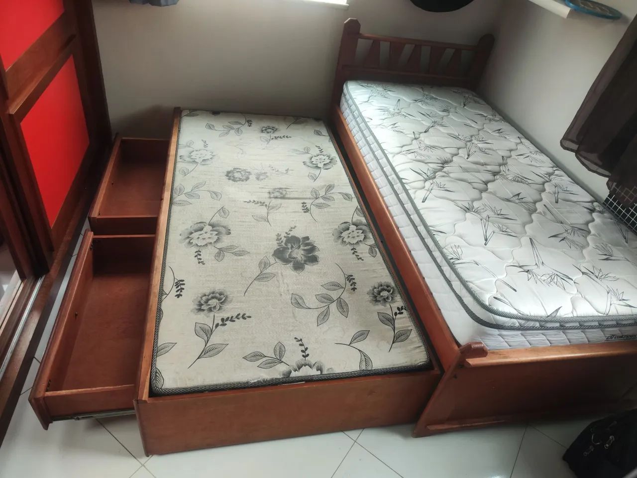 CAMAS COM COLCHÕES E GAVETOES  - Foto 4