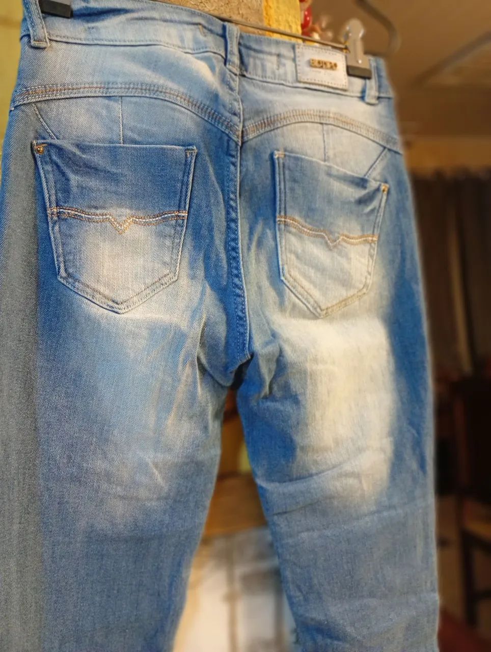 Calça jeans feminina com lycra e cós alto 40 - Foto 4