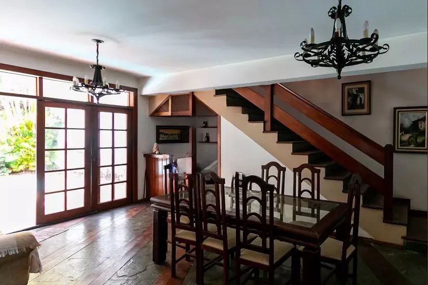 Casa à Venda - São Bento, 4 Quartos, 450 m2