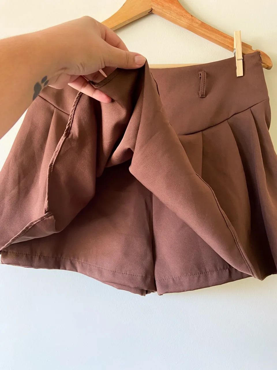 Short saia de alfaiataria marrom - Foto 2