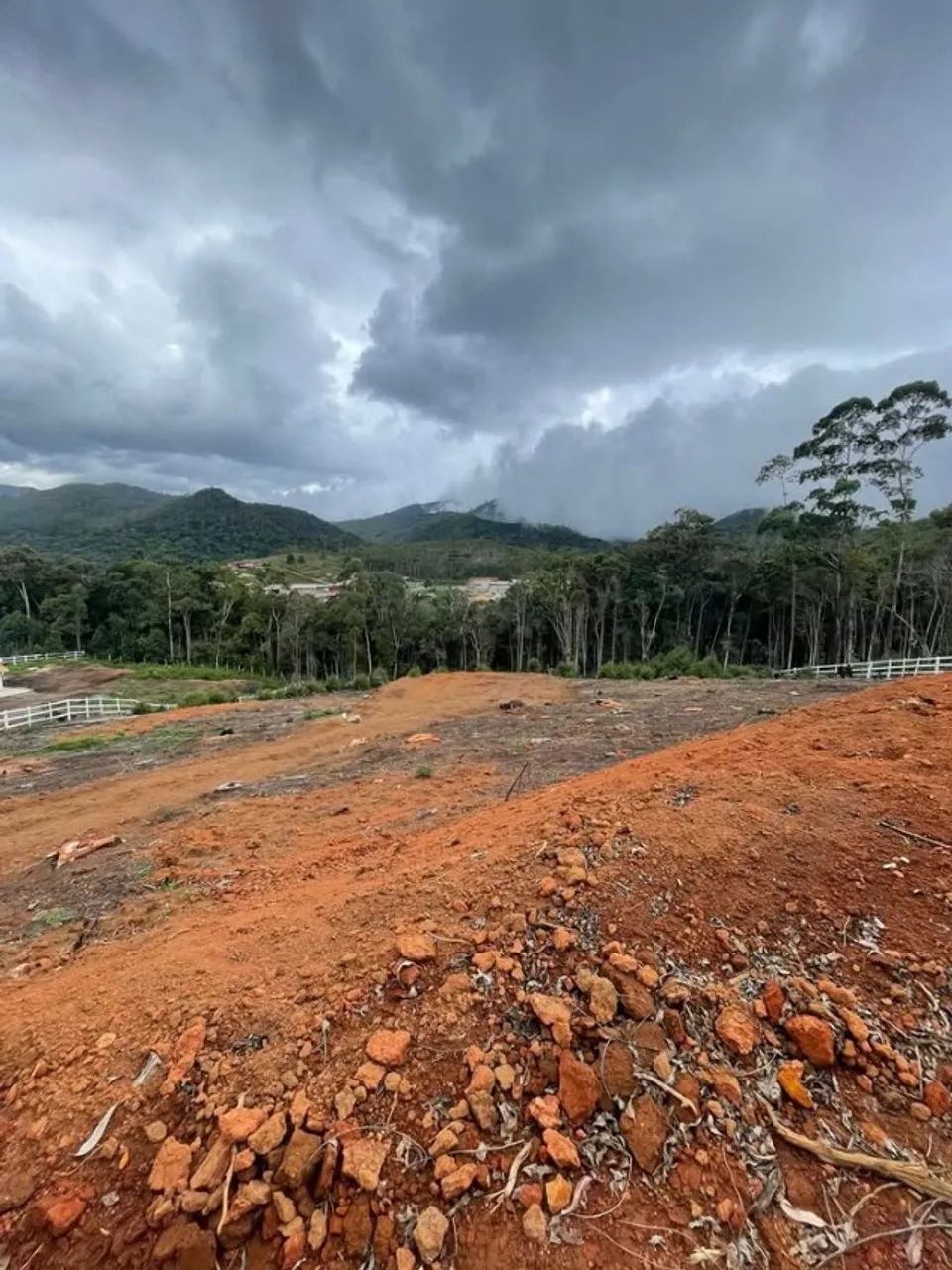 Linda chácara de 6.000m2 em condomínio fechado!! Delfim Moreira MG - Foto 8