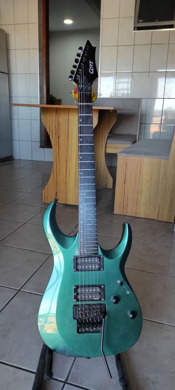 Guitarra Cort X300 