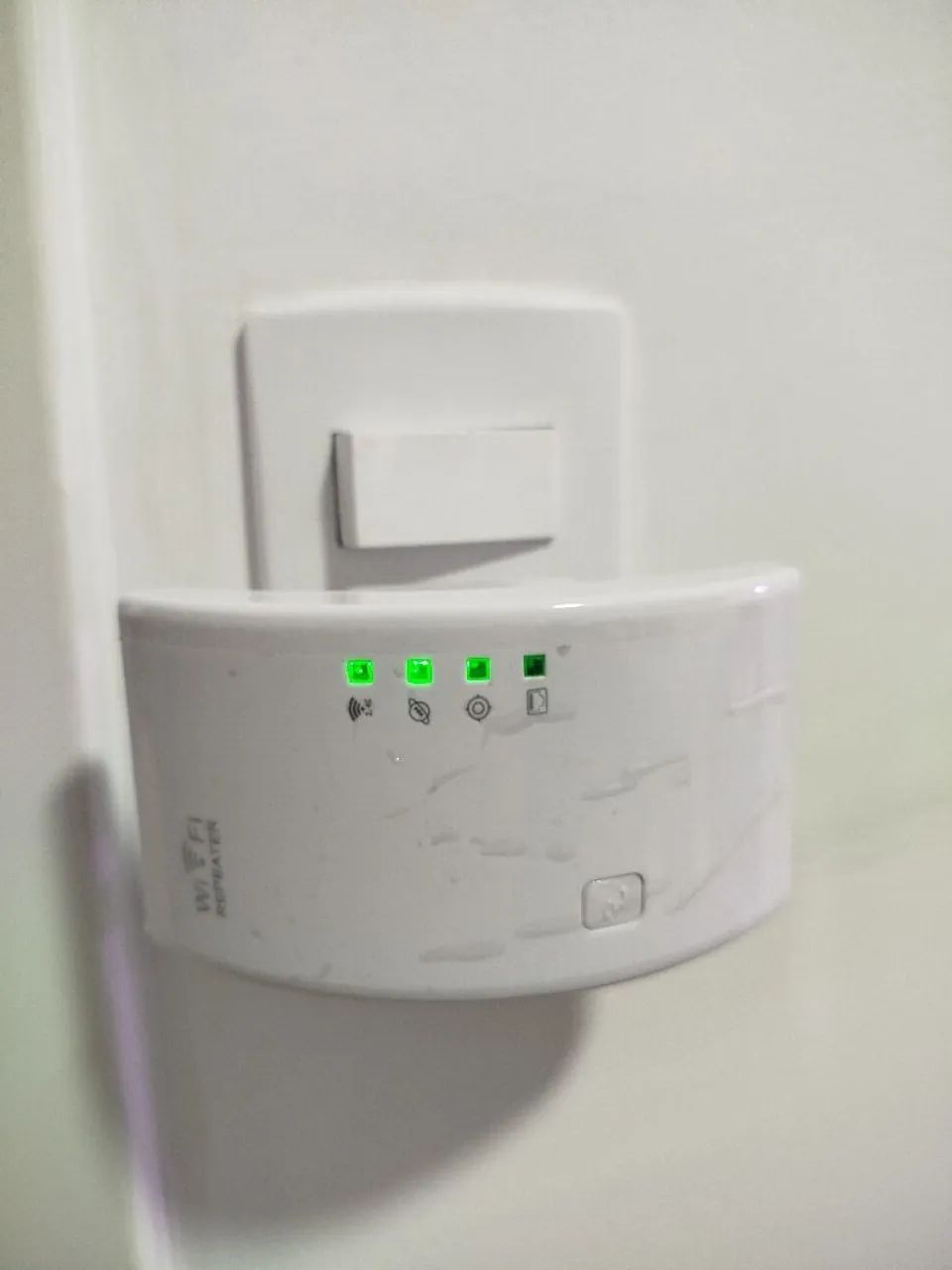 Repetidor de Wi-Fi extensor de rede em ótimo estado - Foto 3