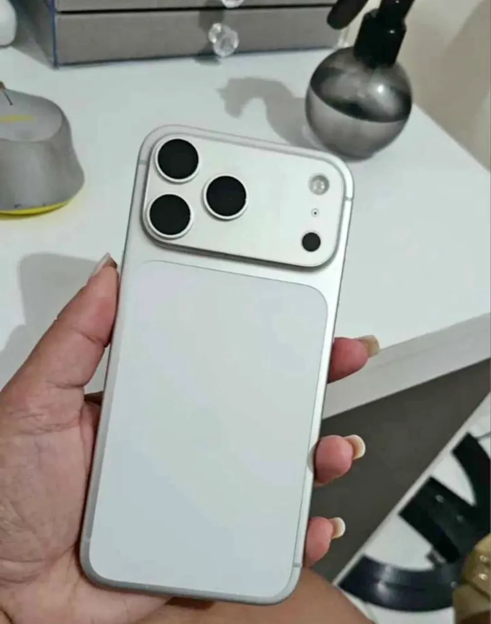 IPHONE 17 PRO 256GB - SILVER - Celulares e Smartphones - Vila