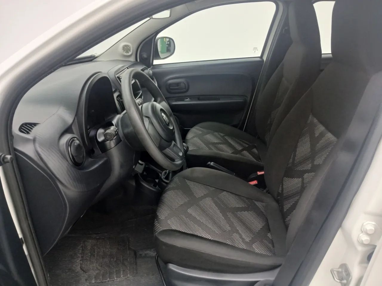 Fiat Mobi LIKE 1.0 Fire Flex 5p., foto 16 de 18