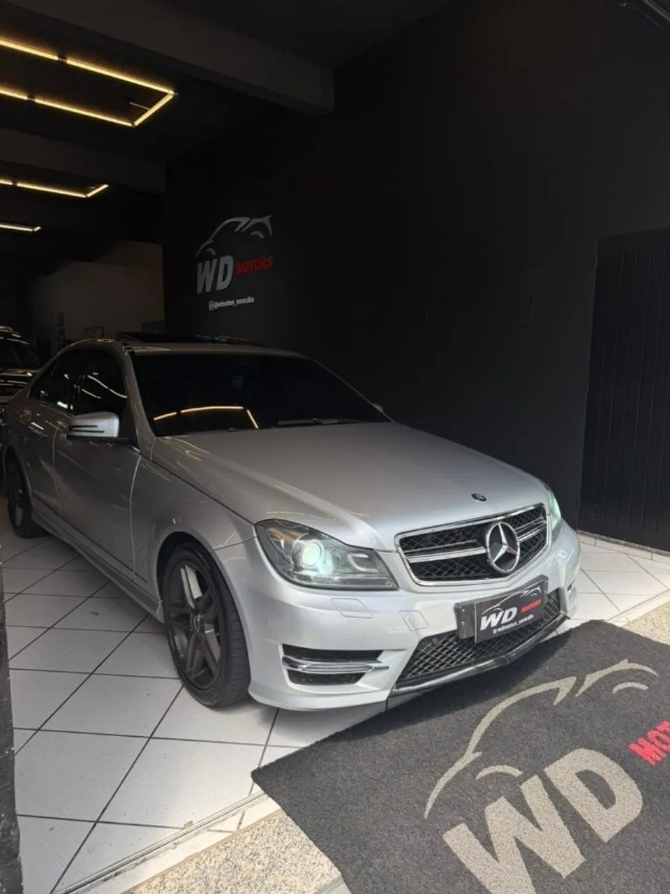 Mercedes-Benz C-250 C-250 CGI Sport 1.8 16V Aut. 2013