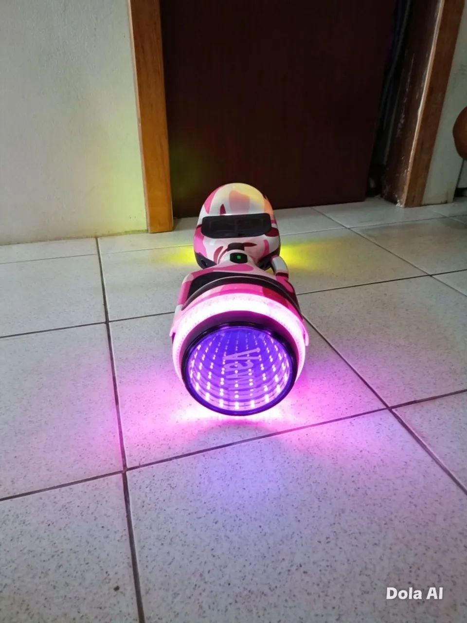 Houverboard 6,5 polegadas,  luzes coloridas,  bluetooth, tudo funcionando em ótimo estado! - Foto 3