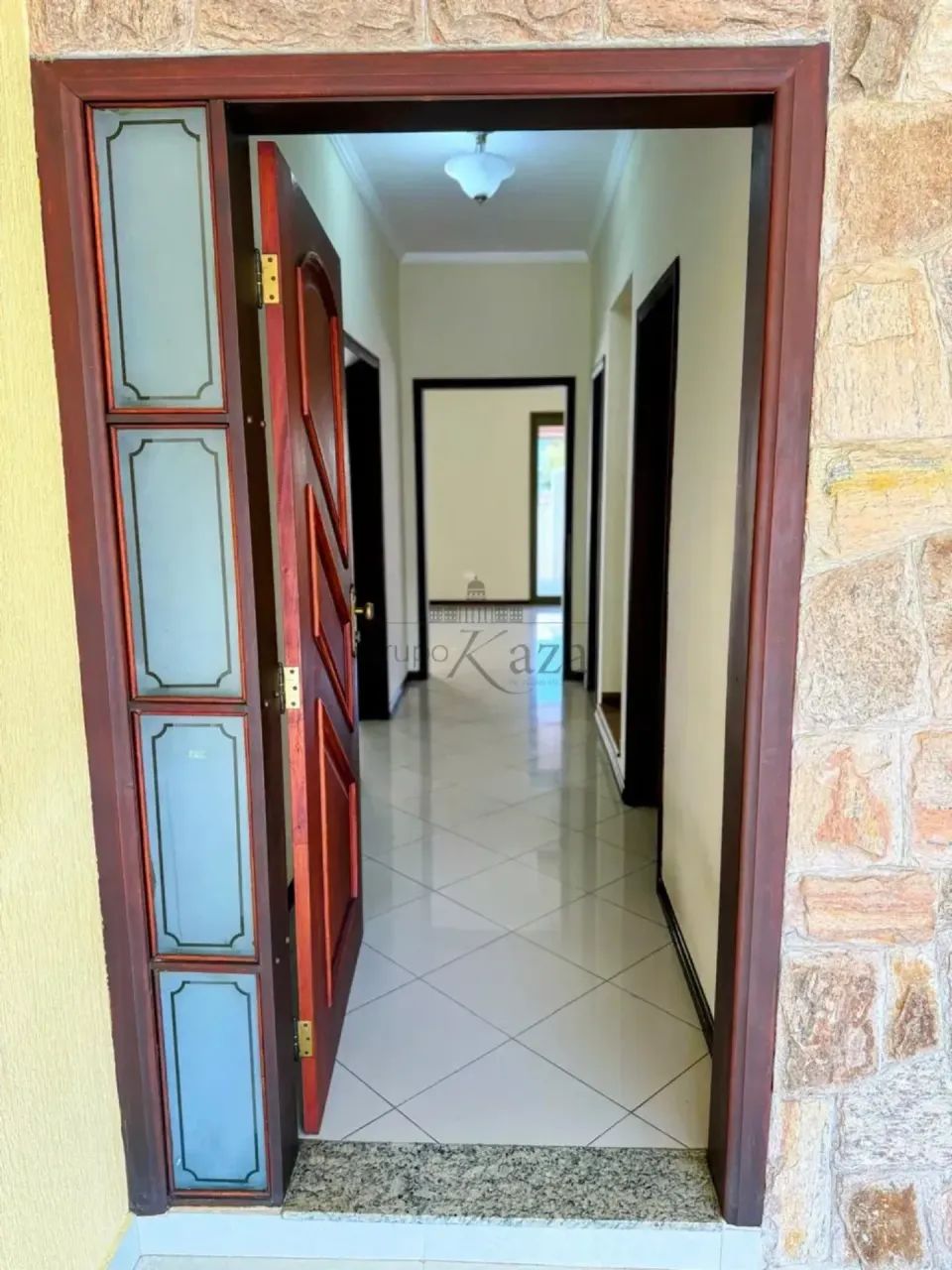 Imóvel para aluguel tem 292 metros quadrados com 4 quartos - Foto 4