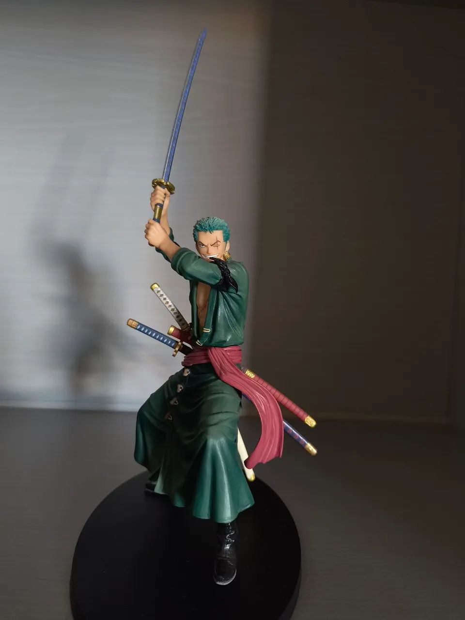 Figure Roronoa Zoro one piece 