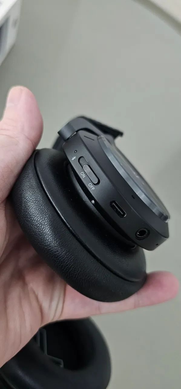Headphone Bang & Olufsen Beoplay H9i - Fones de Ouvido - Imbituba