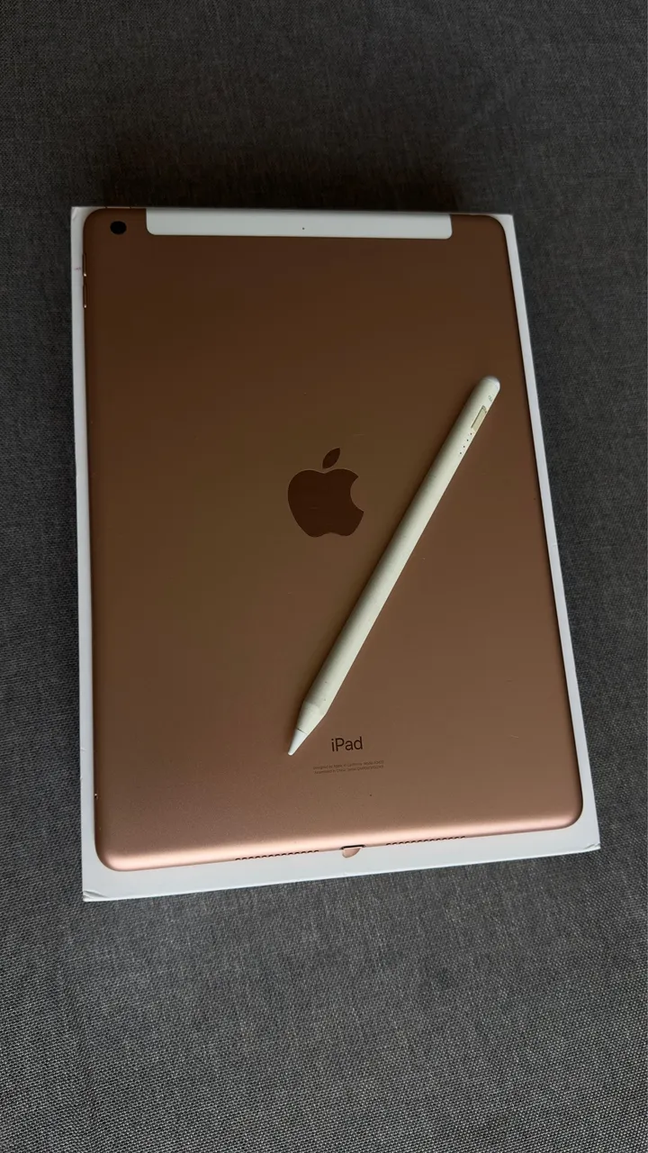 iPad 6° (6th Generation) Wi-Fi 32GB Gold - Celulares e Smartphones