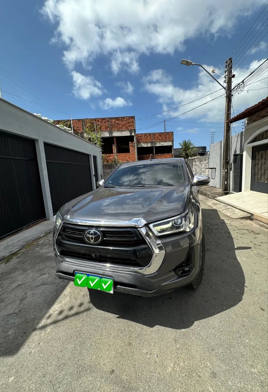 Hilux SRX 2022 4x4 automático 
