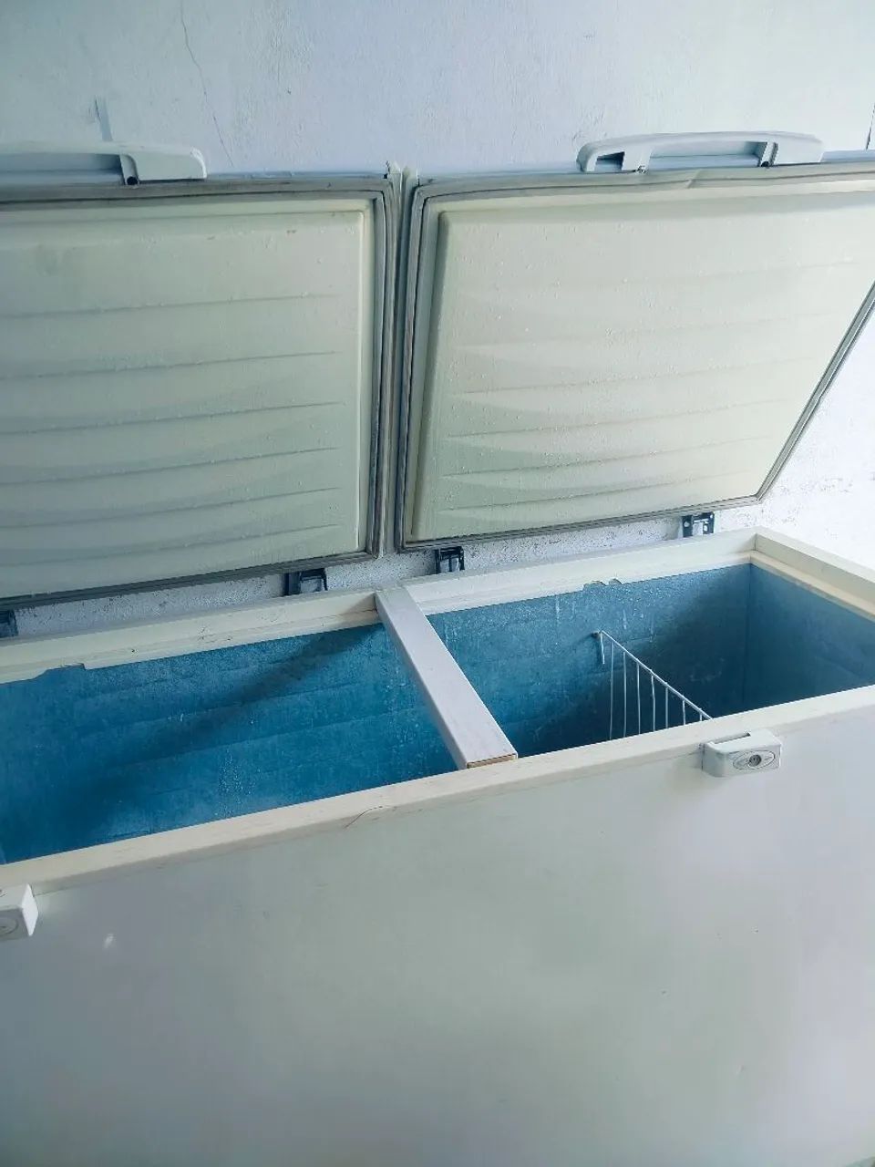 Freezer vertical 2portA litros 500  - Foto 2