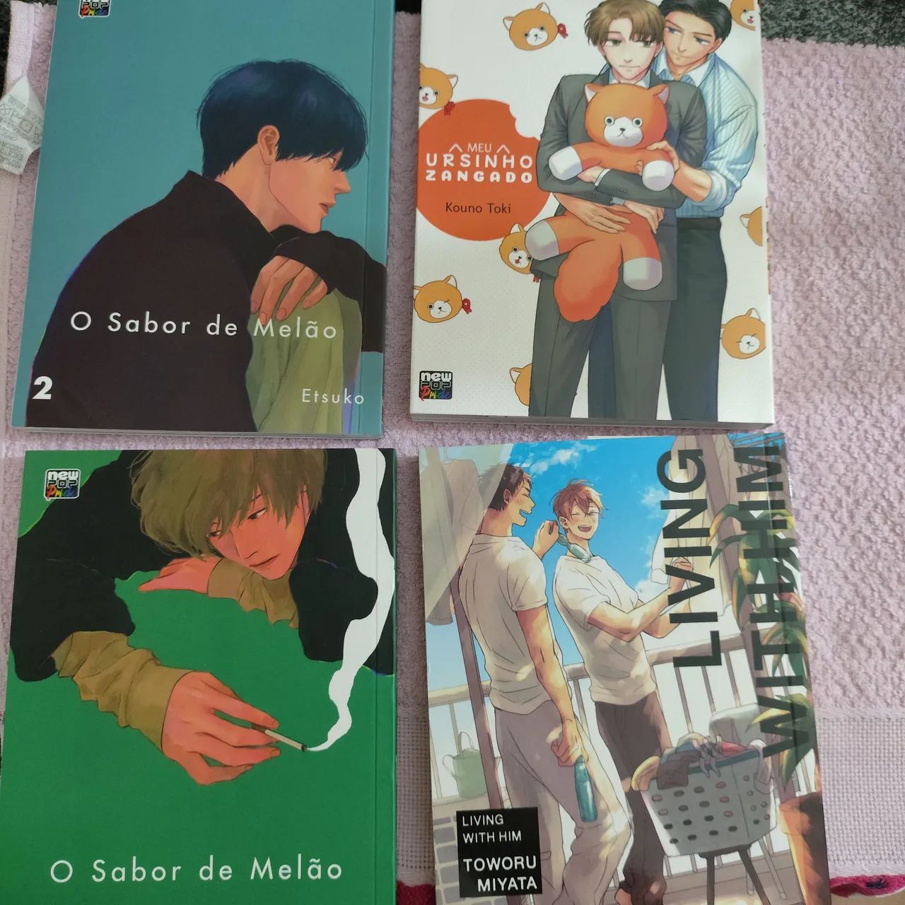 Combo de mangás BL (vendidos juntos) - Foto 2