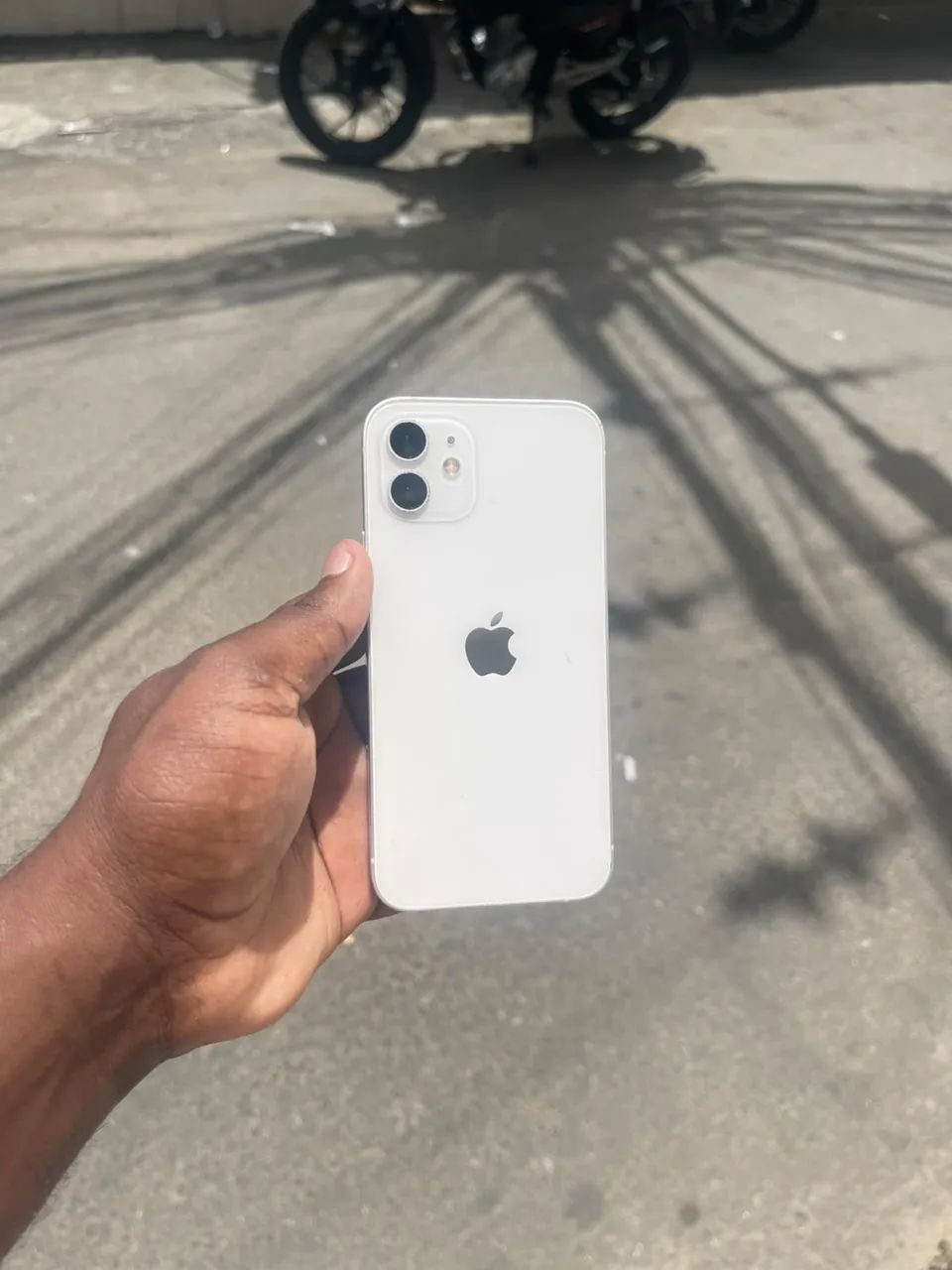 iPhone 12 branco  - Foto 5