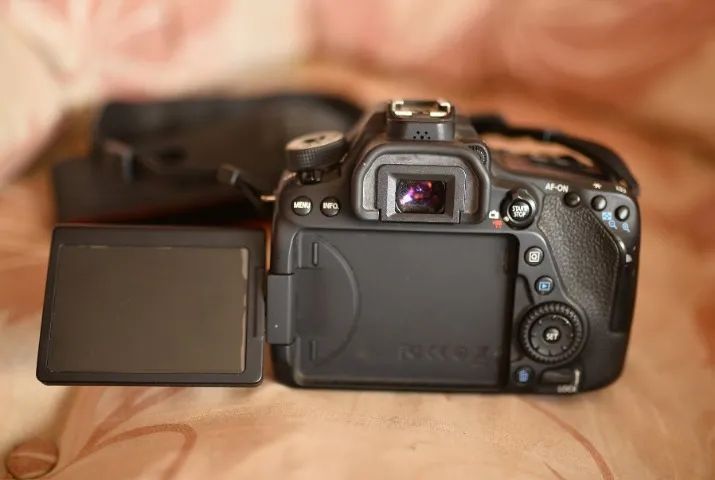 CAMERA CANON EOS 80D - Foto 4