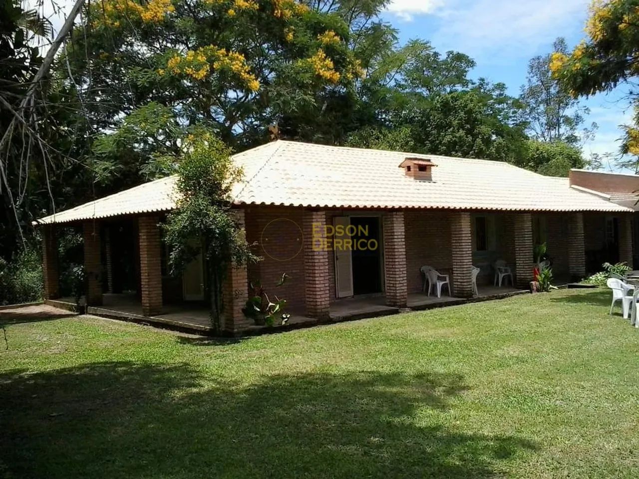 Sítio com 4 Quartos à Venda, Mandú - Pindamonhangaba