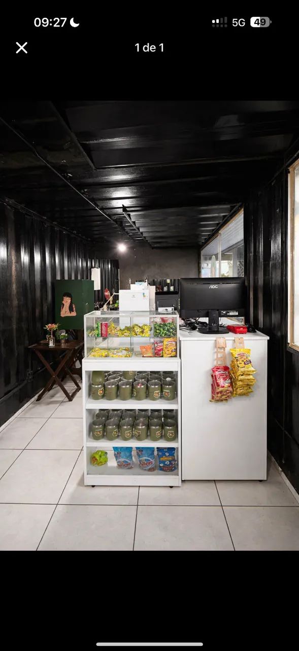 Balcão de atendimento + espoxitor de vidro 