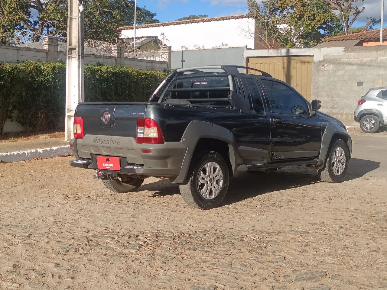 Fiat Strada Adventure1.8/ 1.8 Locker Flex CD 2011 - Foto 4