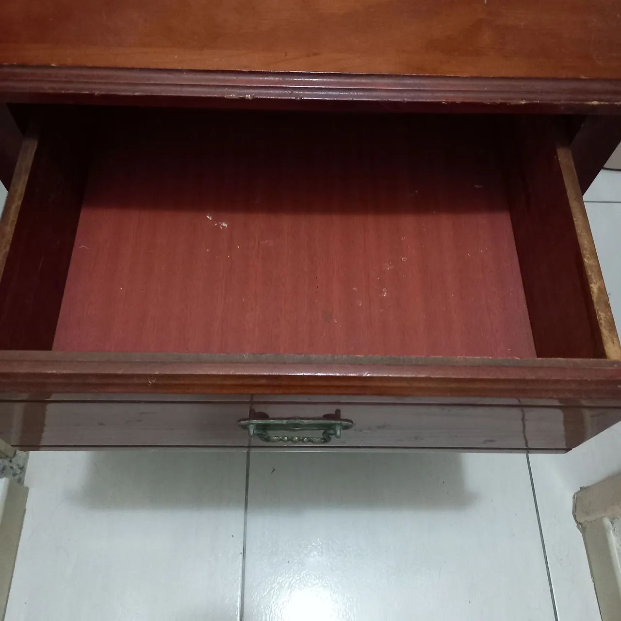 Mesa de Cabeceira de Madeira Maciça - Foto 4
