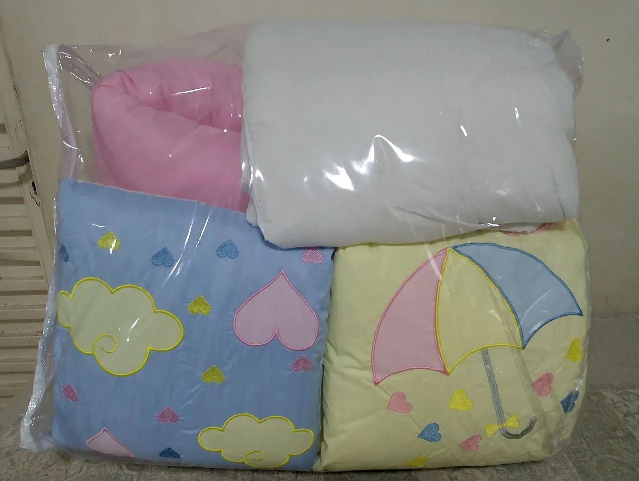Kit berço 10 Peças nuvem carinhosa menina - Foto 6