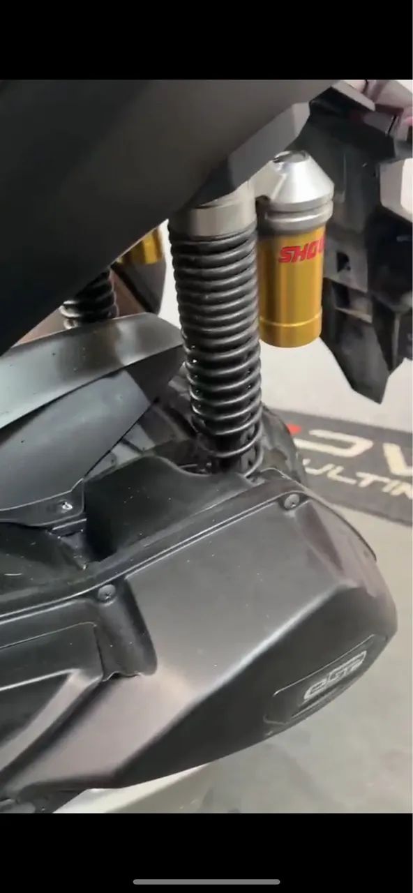 Honda adv 150  - Foto 5